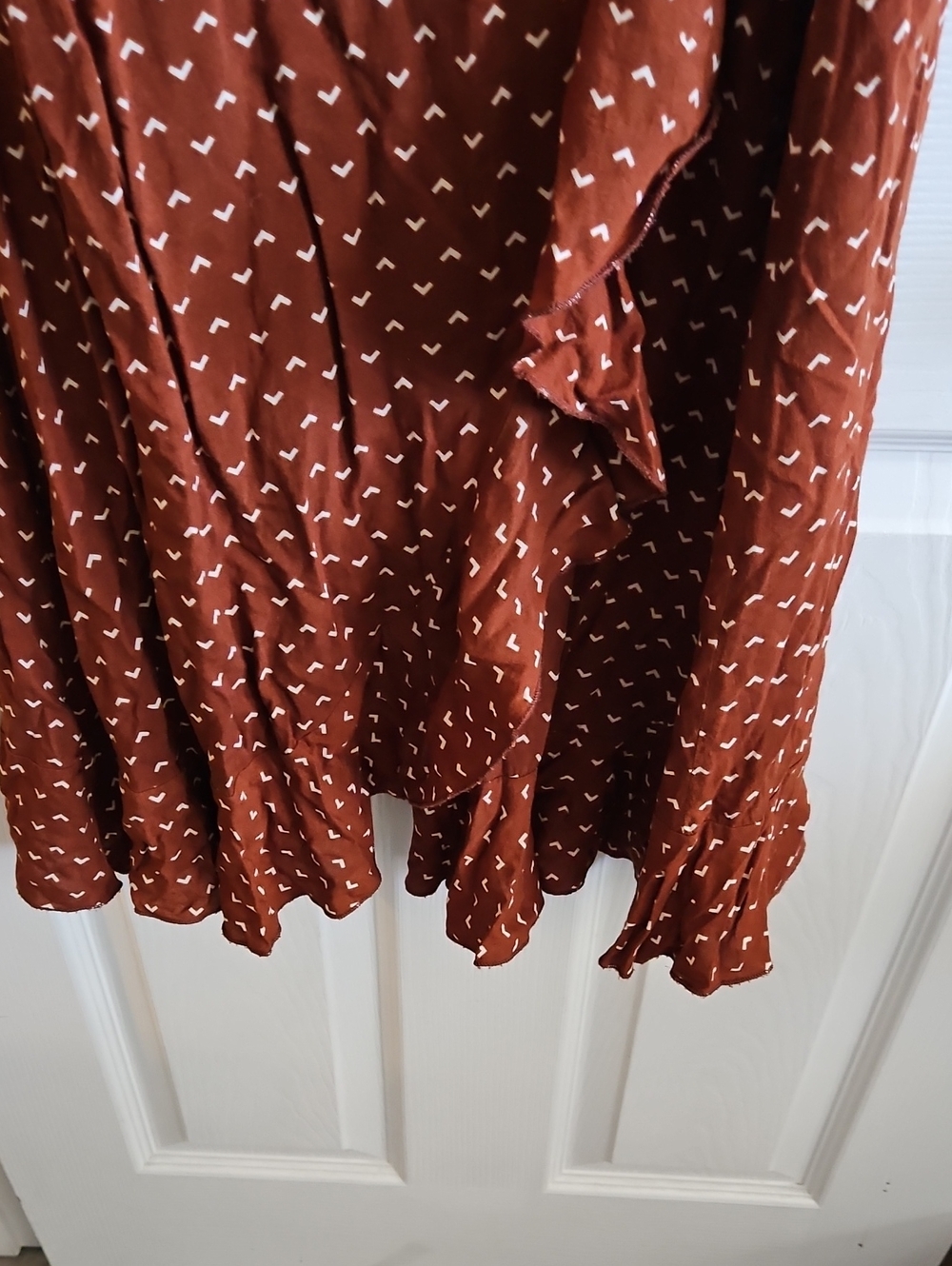 Urban Outfitters Kimchiowmen's Rust Brown Midi Wrap Dress with WhiteVshape Print - Picture 12 of 14